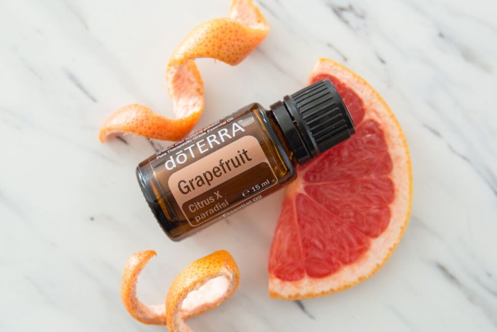 Wohlbefinden mit Ätherischen Ölen: hier Grapefruitöl von doTERRA