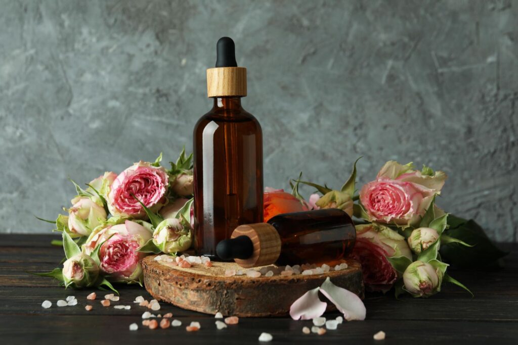Ätherisches Rosenöl
